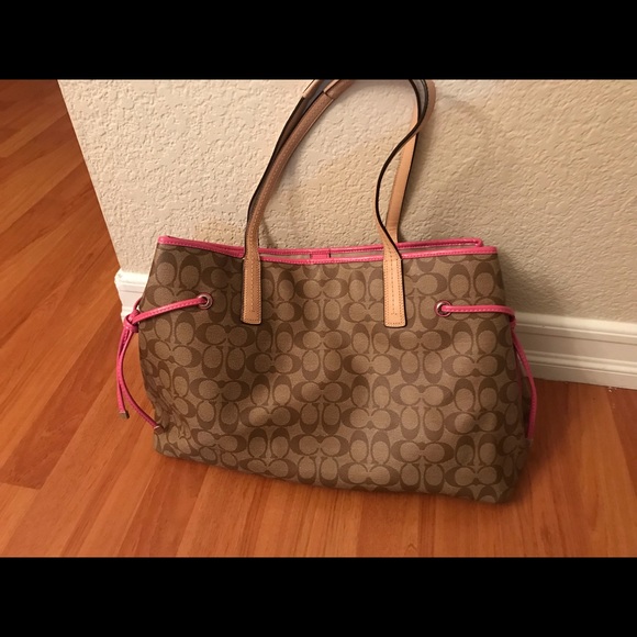 Authentic Coach Purse - Picture 2 of 8